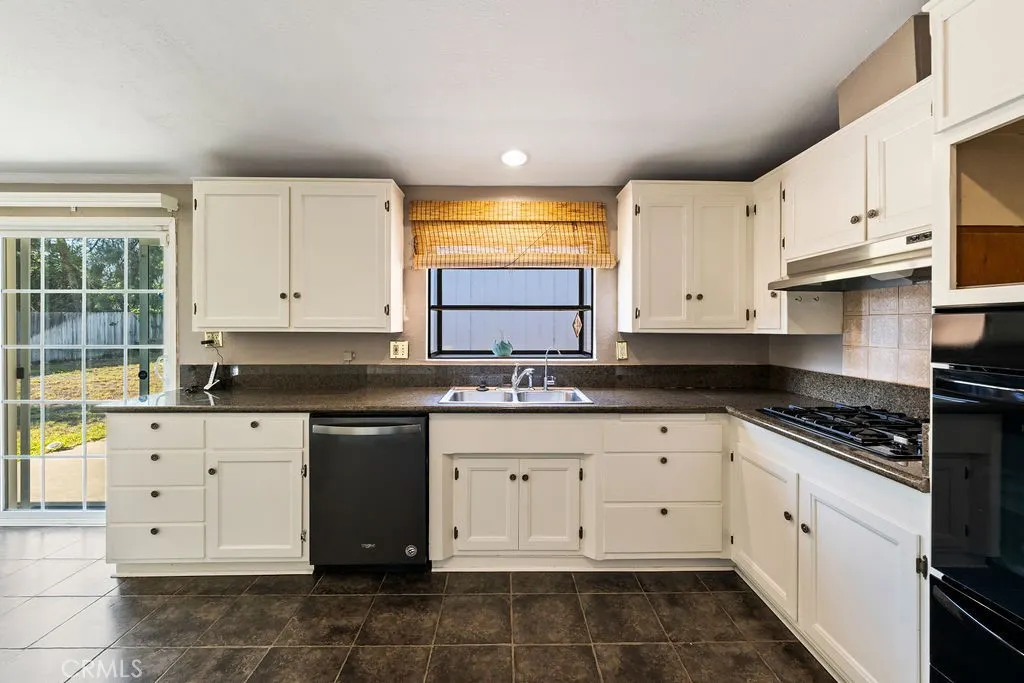 2953 Royal Oaks Drive