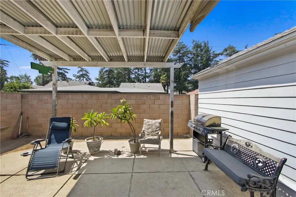 2356 Bonita Avenue