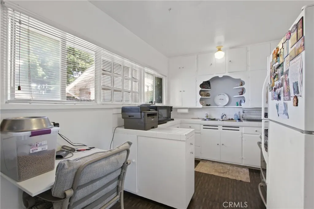 2356 Bonita Avenue
