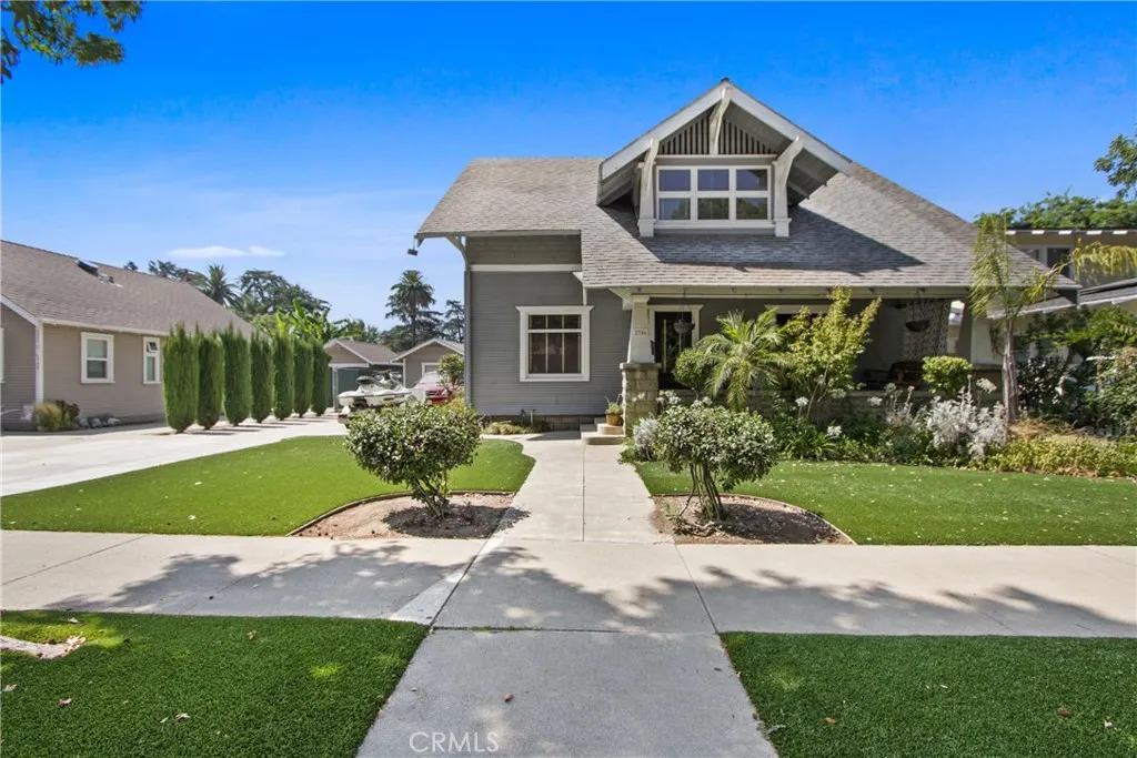 2356 Bonita Avenue