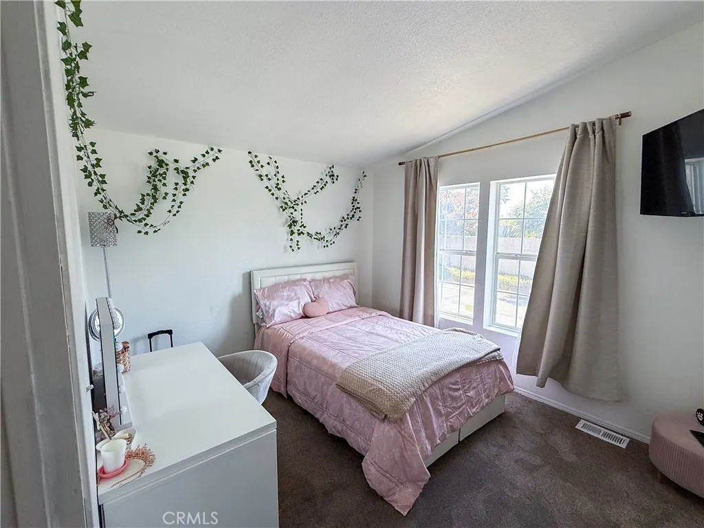 2139 E 4th Street, #176