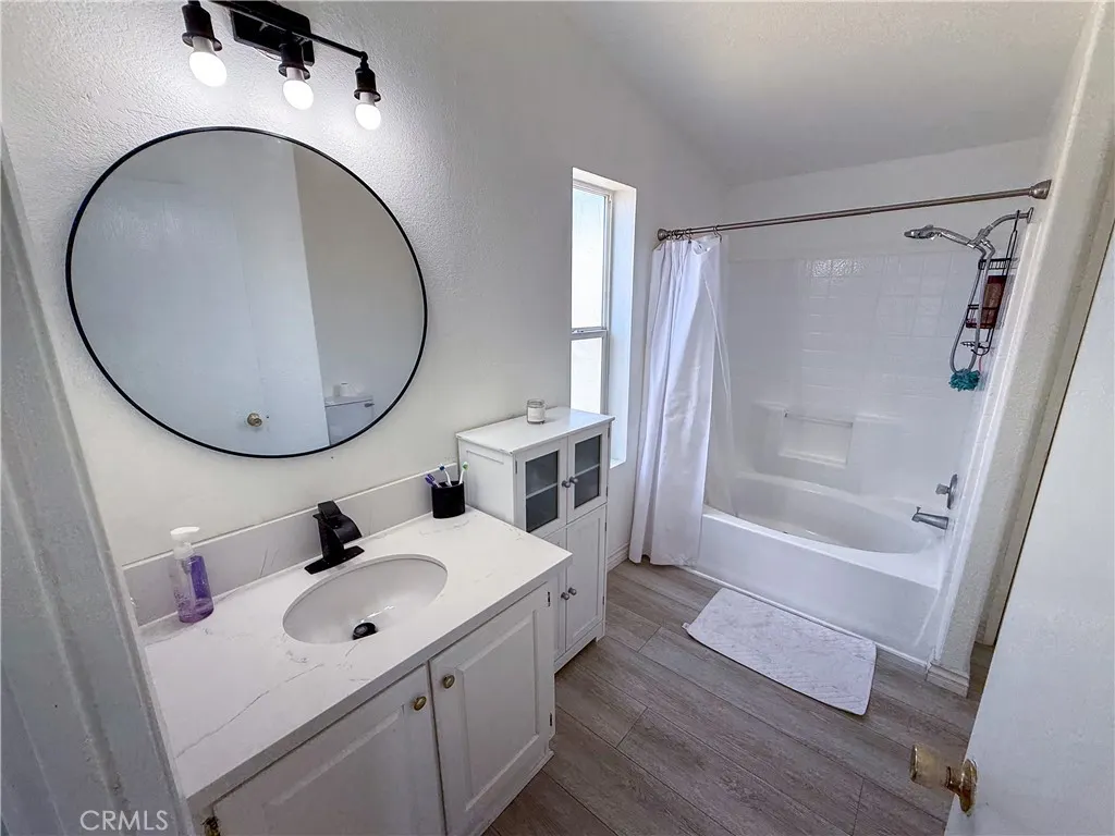 2139 E 4th Street, #176