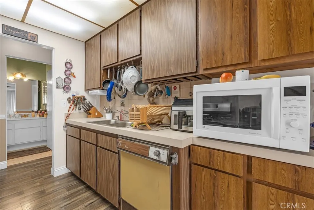 4565 Ramona Avenue, #4
