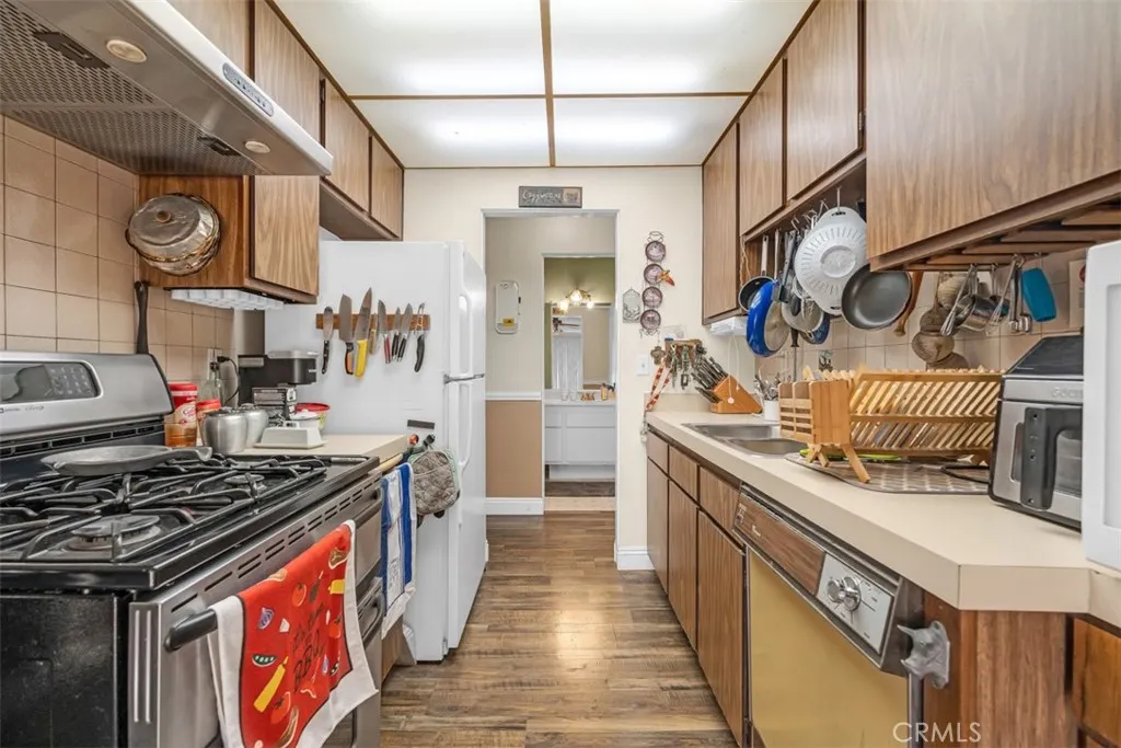 4565 Ramona Avenue, #4