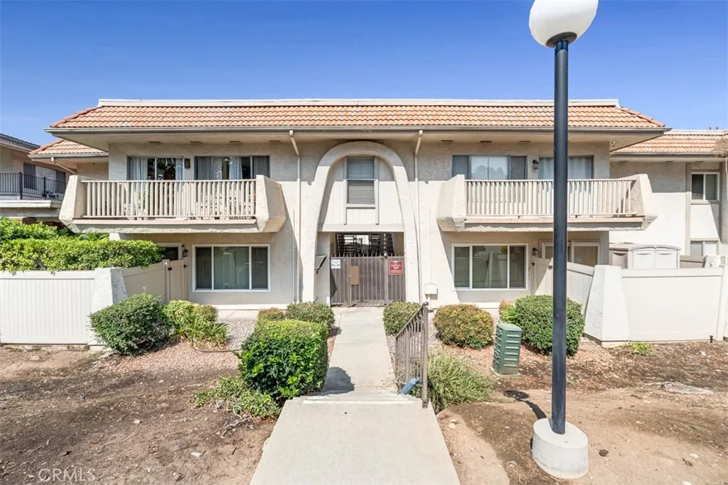 4565 Ramona Avenue, #4
