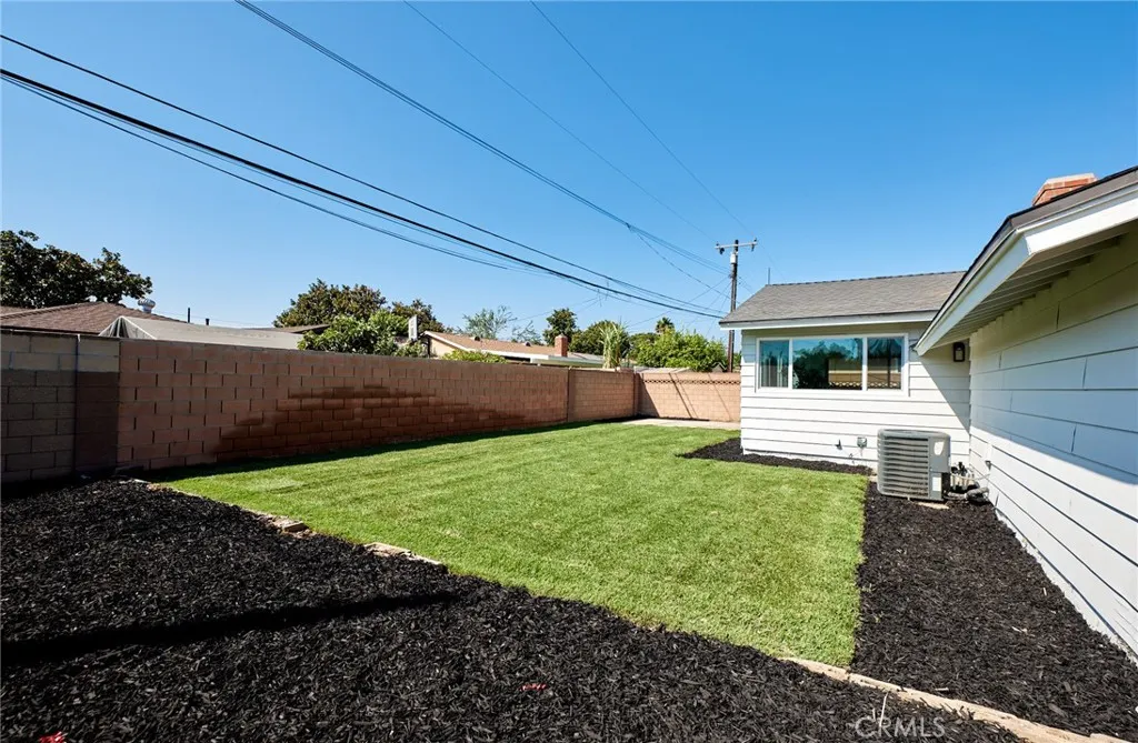 1403 N Siesta Avenue