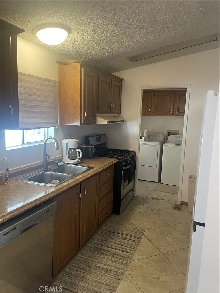 1630 W Covina Boulevard, #11