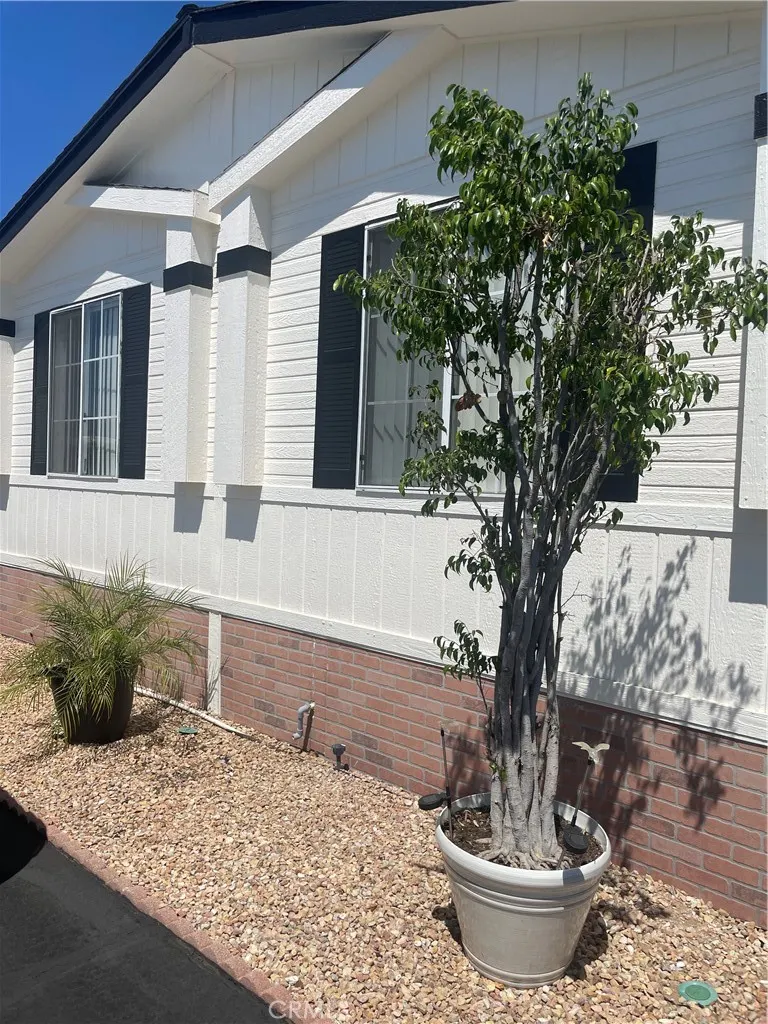 1630 W Covina Boulevard, #11