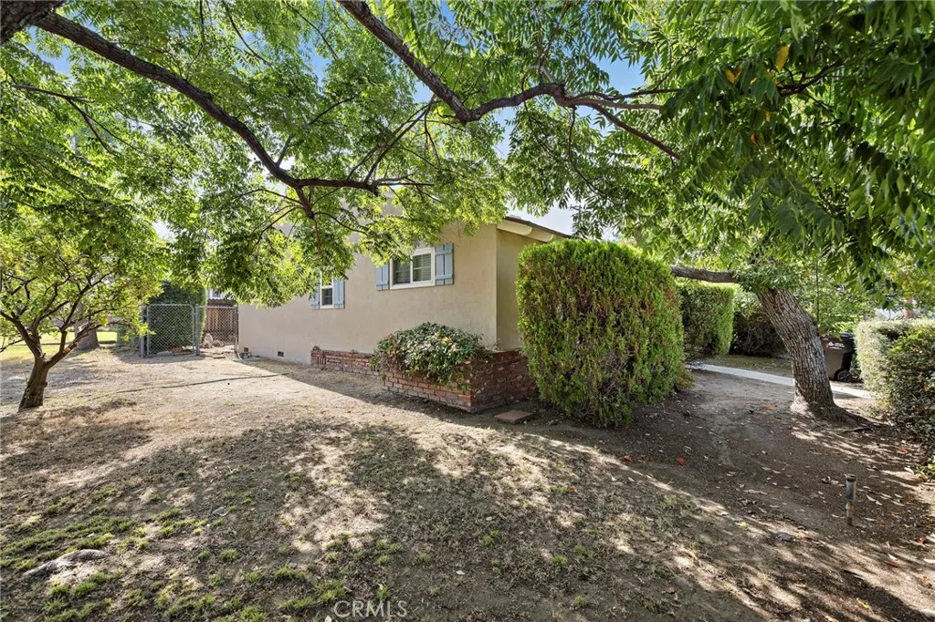 430 N Loraine Avenue