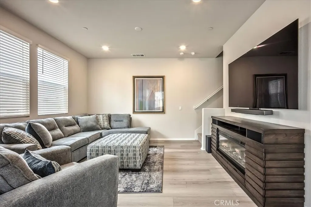 202 Farley Lane