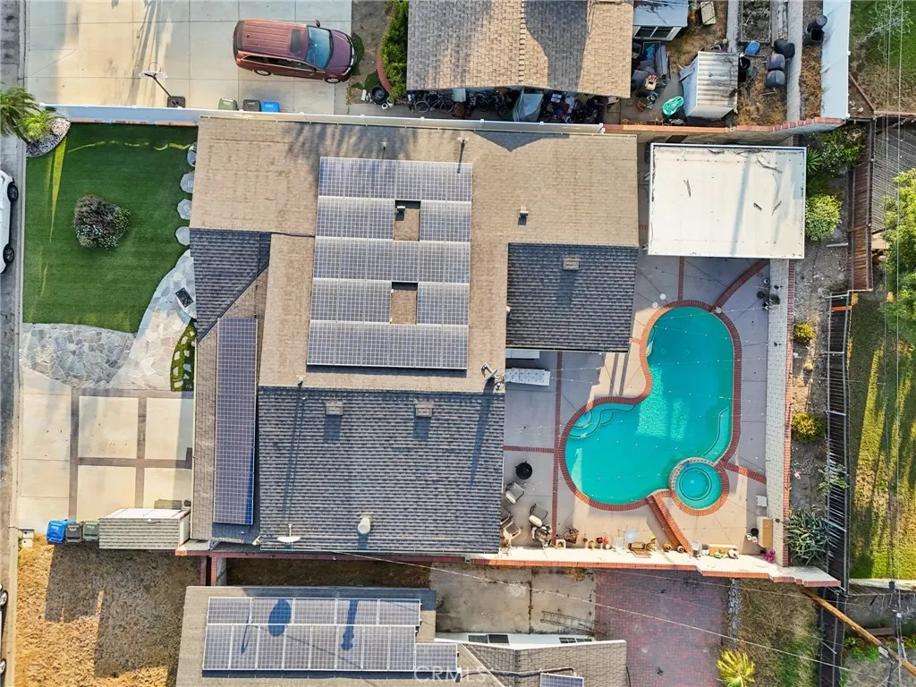 1225 E Walnut Avenue