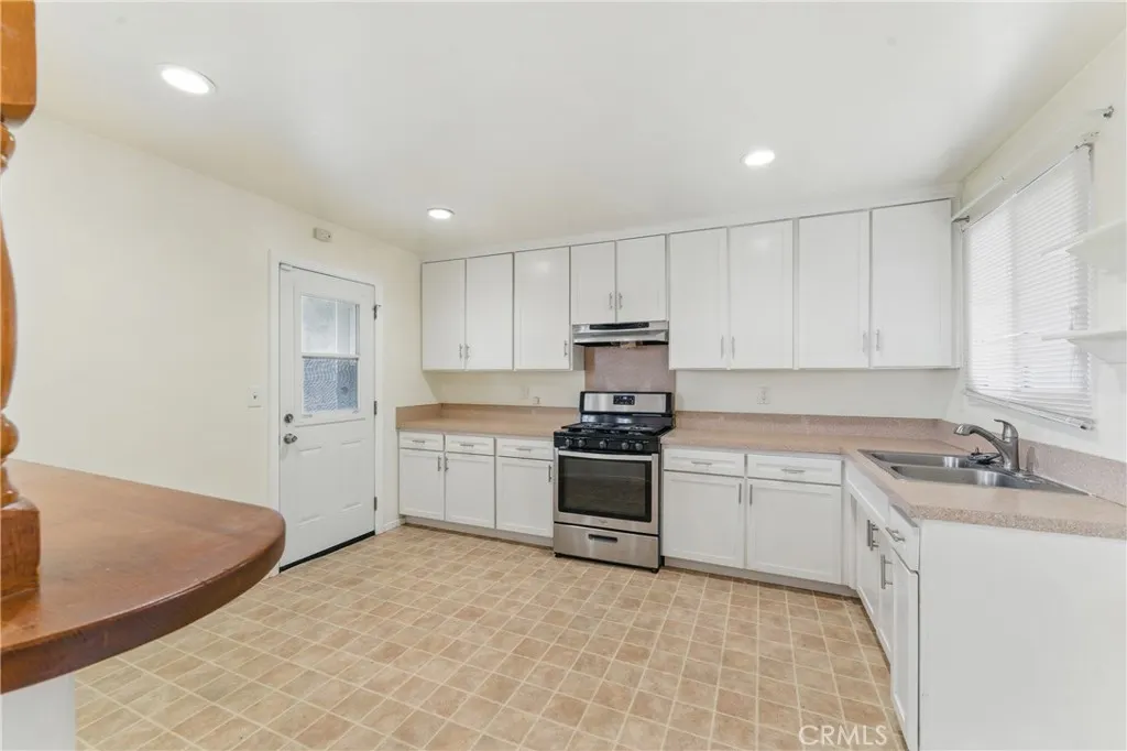 1114 Stovall Avenue