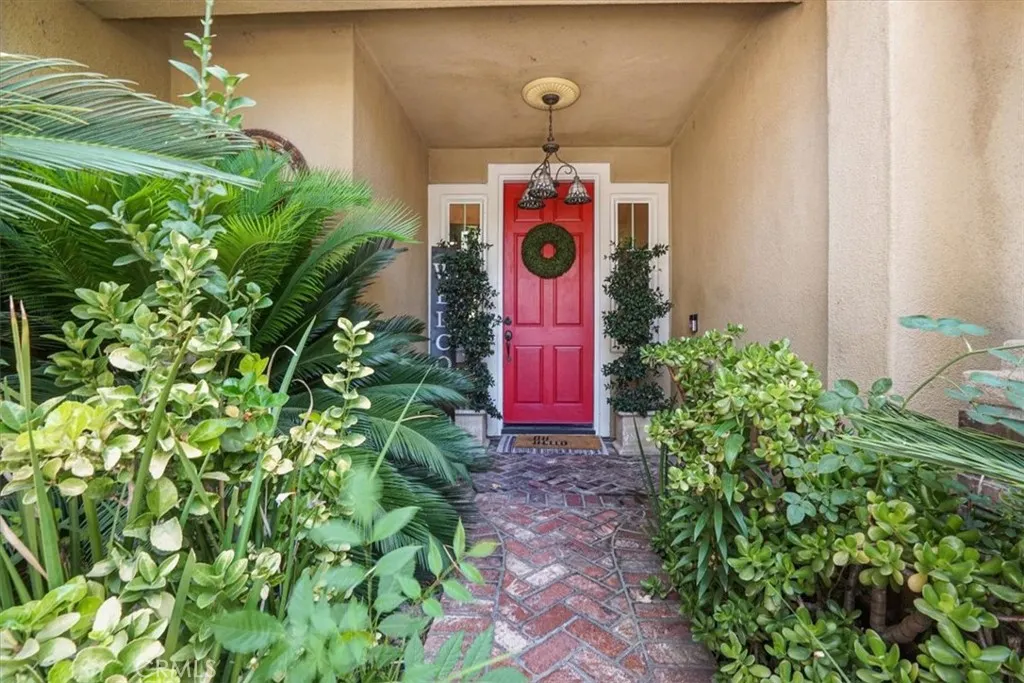 57 Mountain Laurel Way