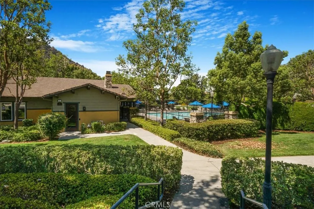 57 Mountain Laurel Way