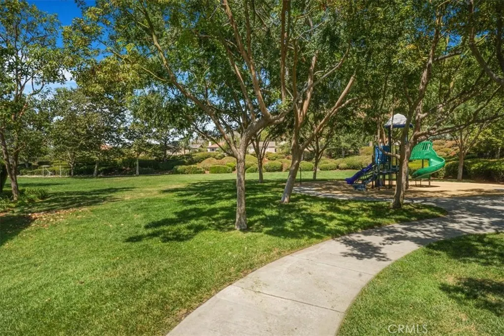 57 Mountain Laurel Way