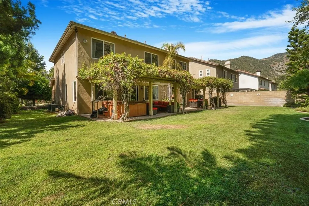 57 Mountain Laurel Way