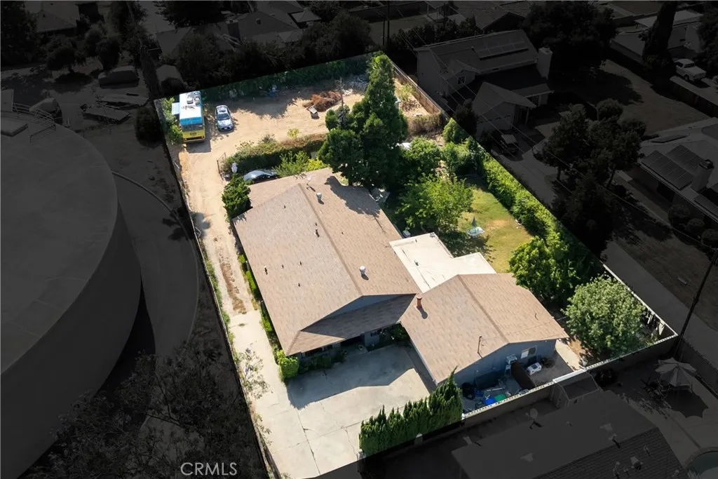 4421 N Sunflower Avenue