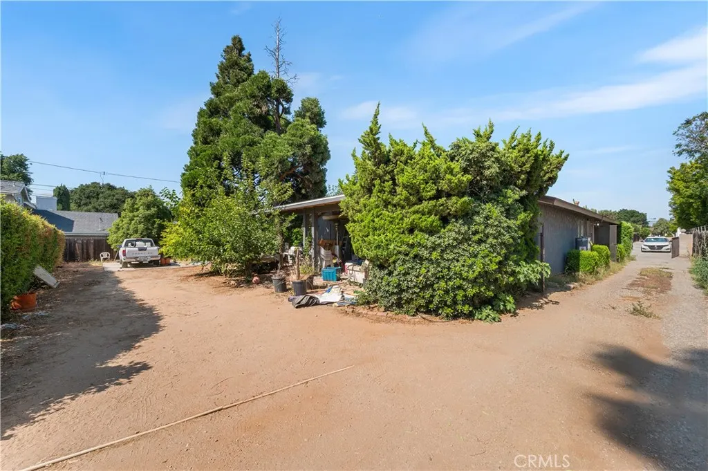 4421 N Sunflower Avenue