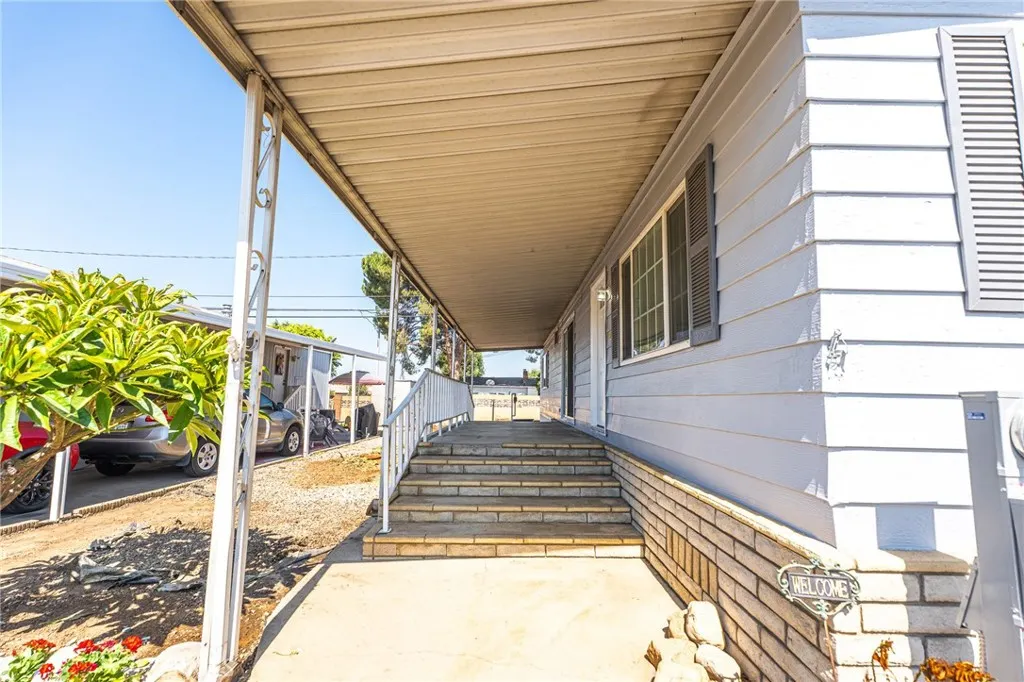 3530 Damien, #202