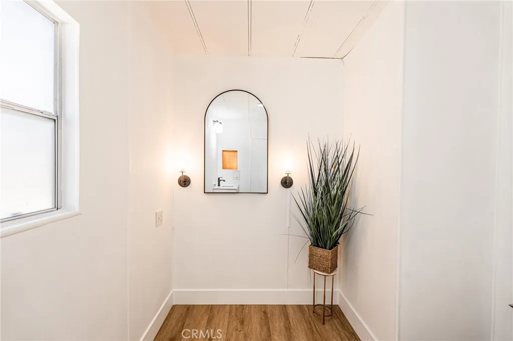 3530 Damien, #202