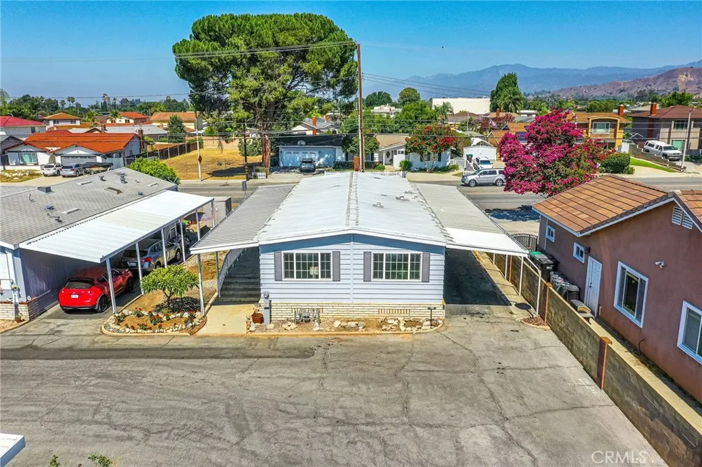 3530 Damien, #202