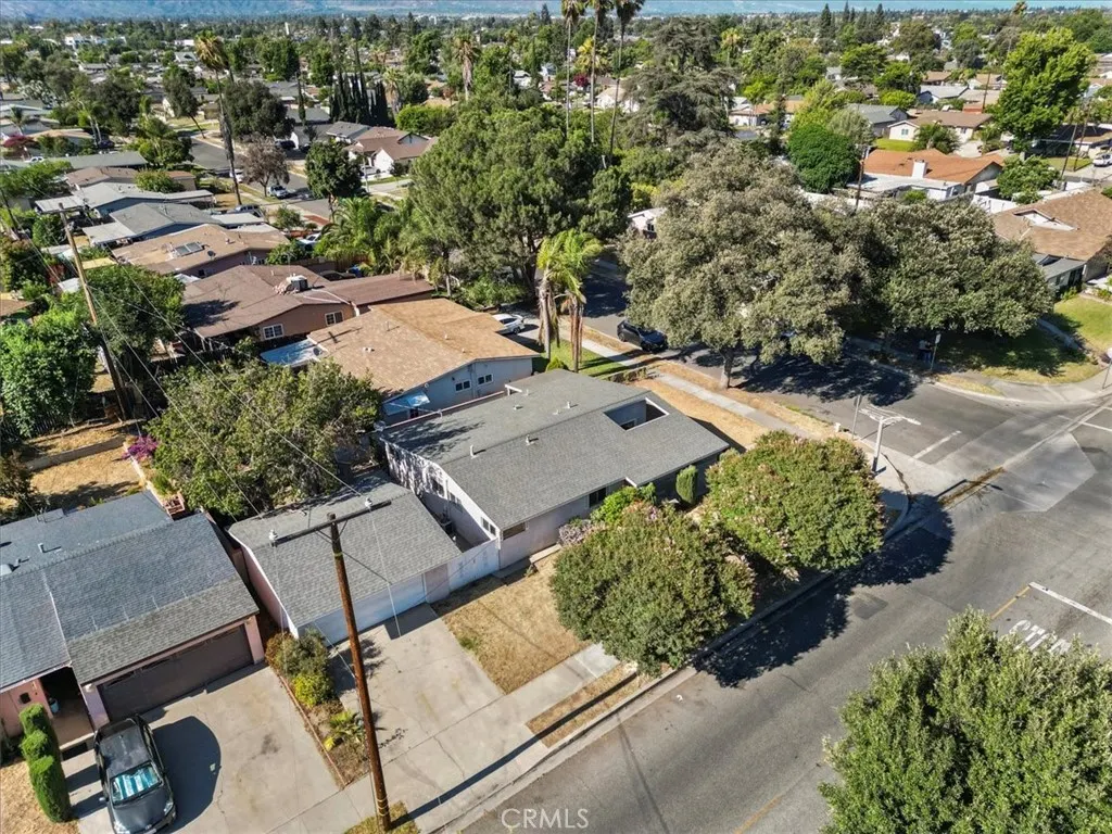 1225 Sheridan