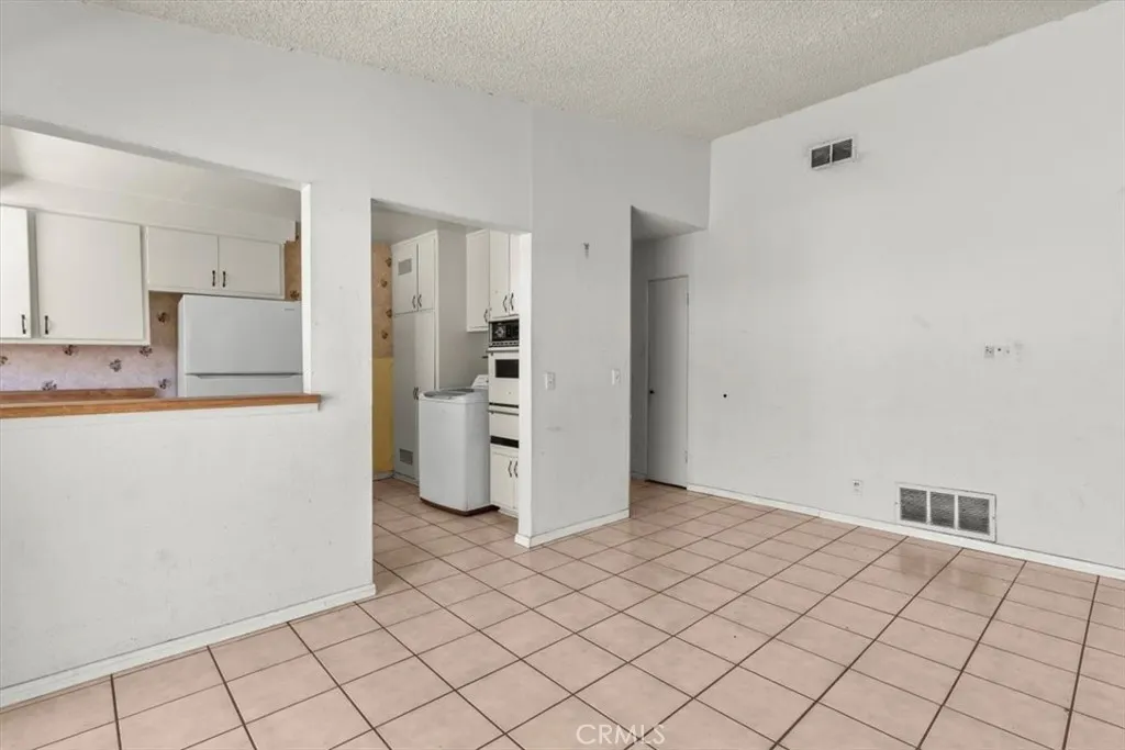 1225 Sheridan