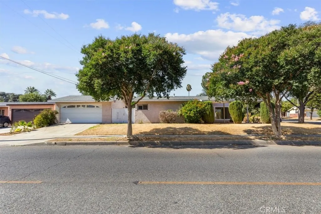 1225 Sheridan