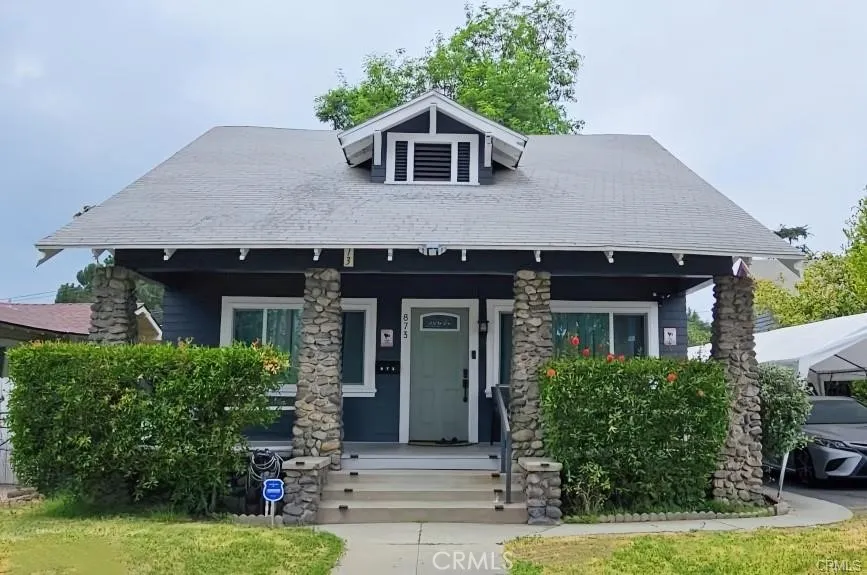 873 N Towne Avenue