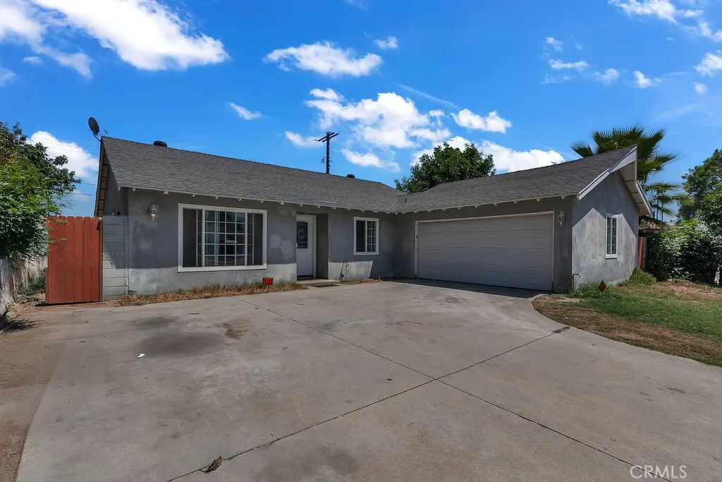 1916 Mountain Avenue