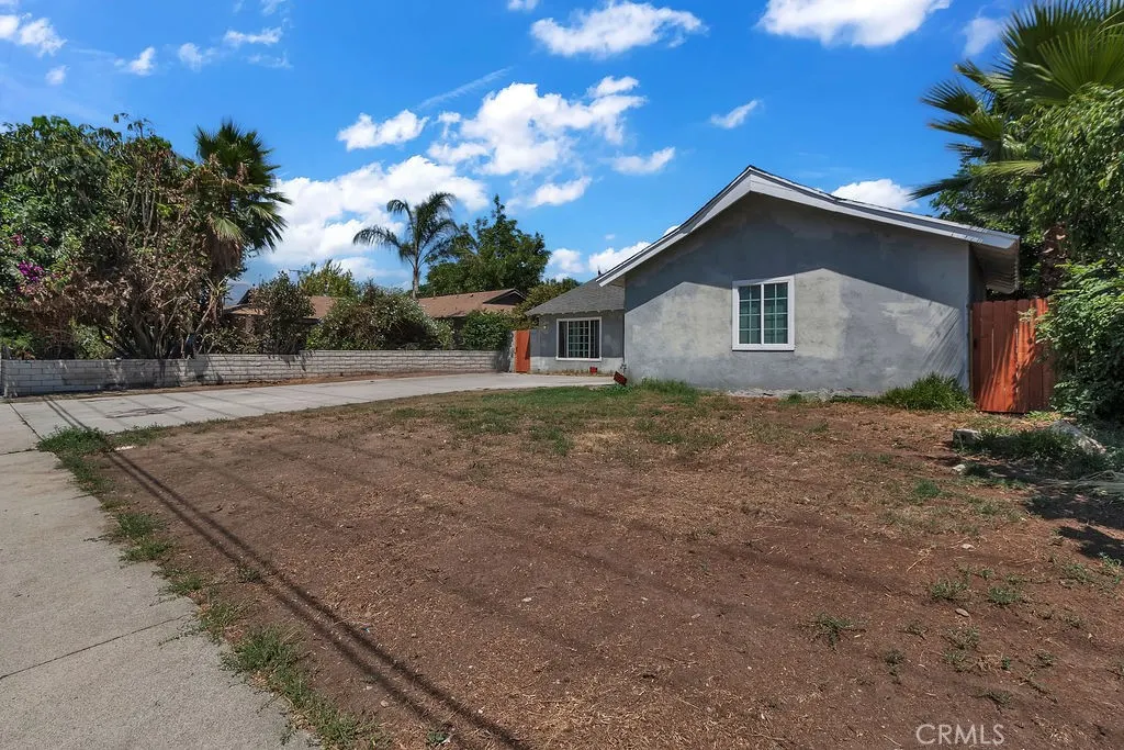 1916 Mountain Avenue