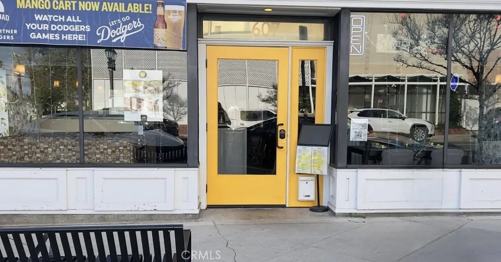 607 N Azusa Avenue