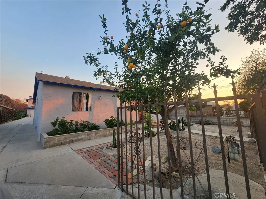 3160 Athol Street
