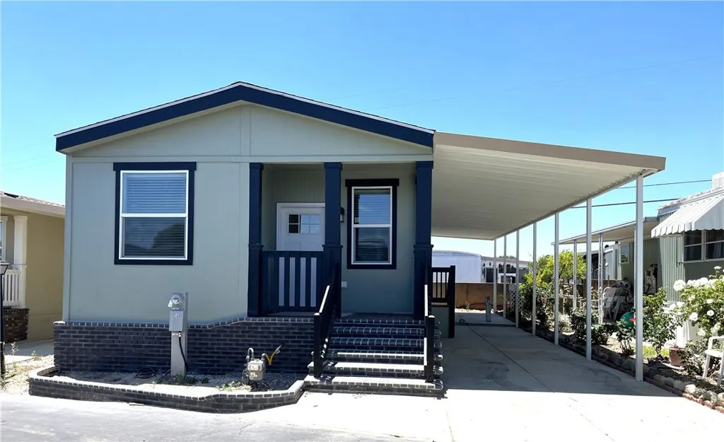 301 E Foothill Boulevard, #58