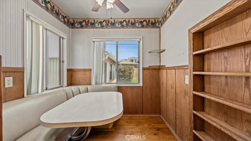 551 E I Street