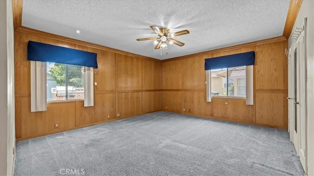 551 E I Street