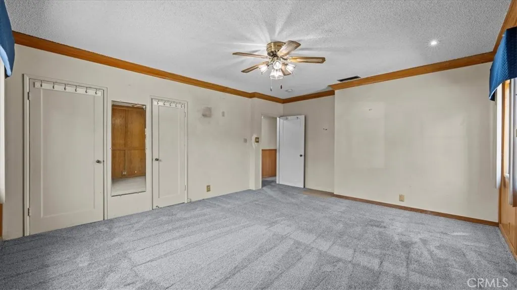 551 E I Street