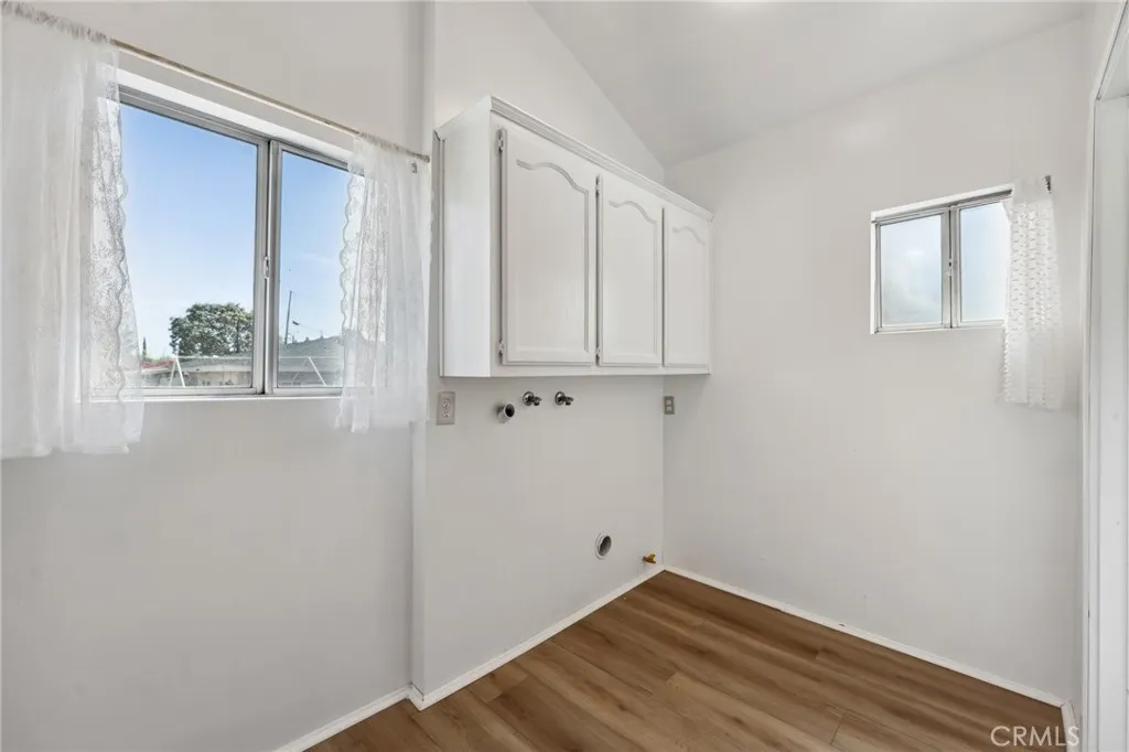 318 E 11th Street