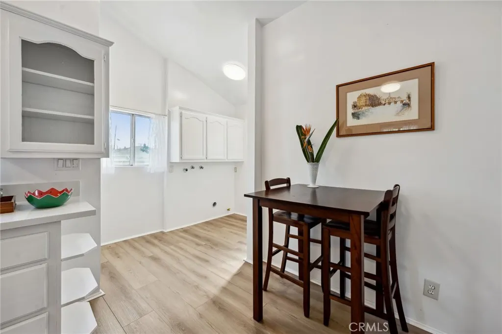 318 E 11th Street