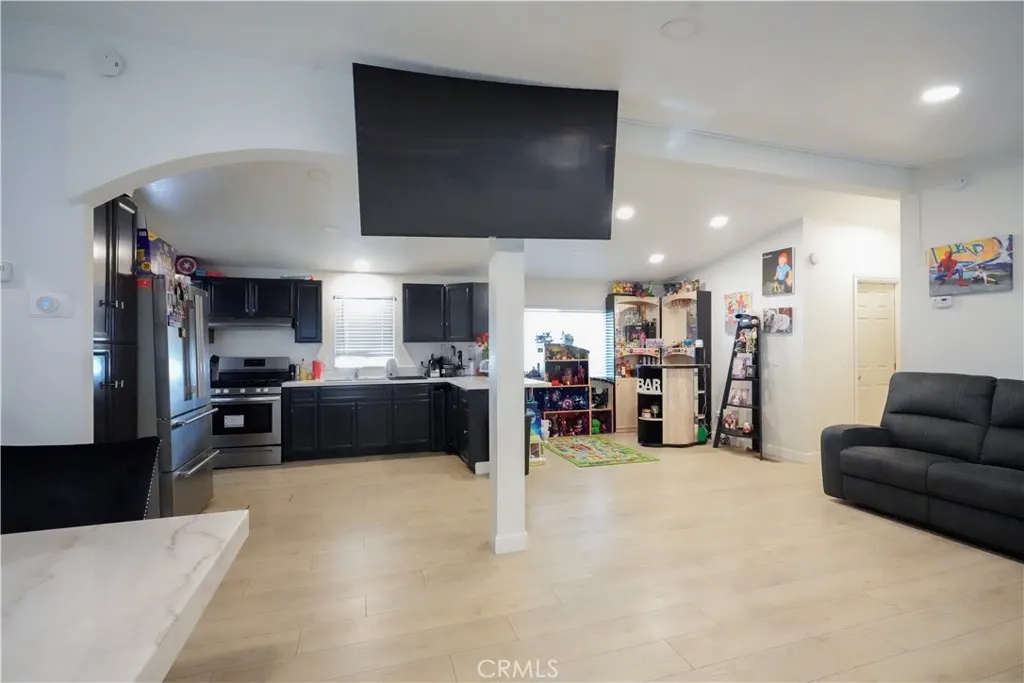 3667 Valley Boulevard, #131