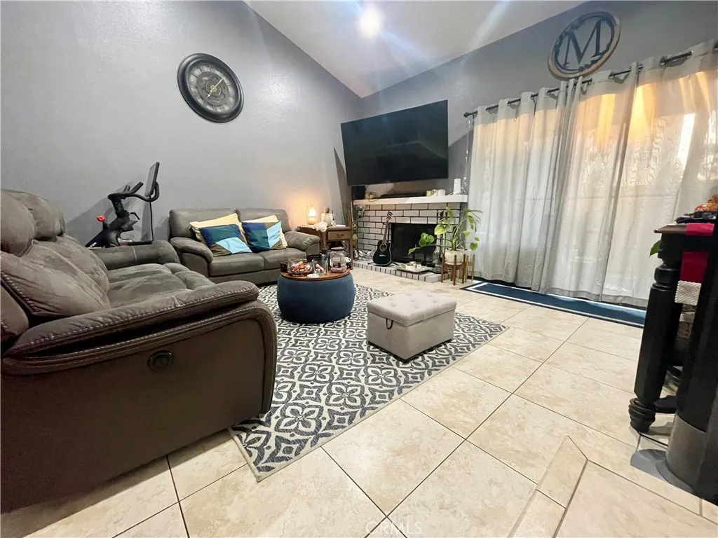 1031 S Palmetto Avenue, #N1