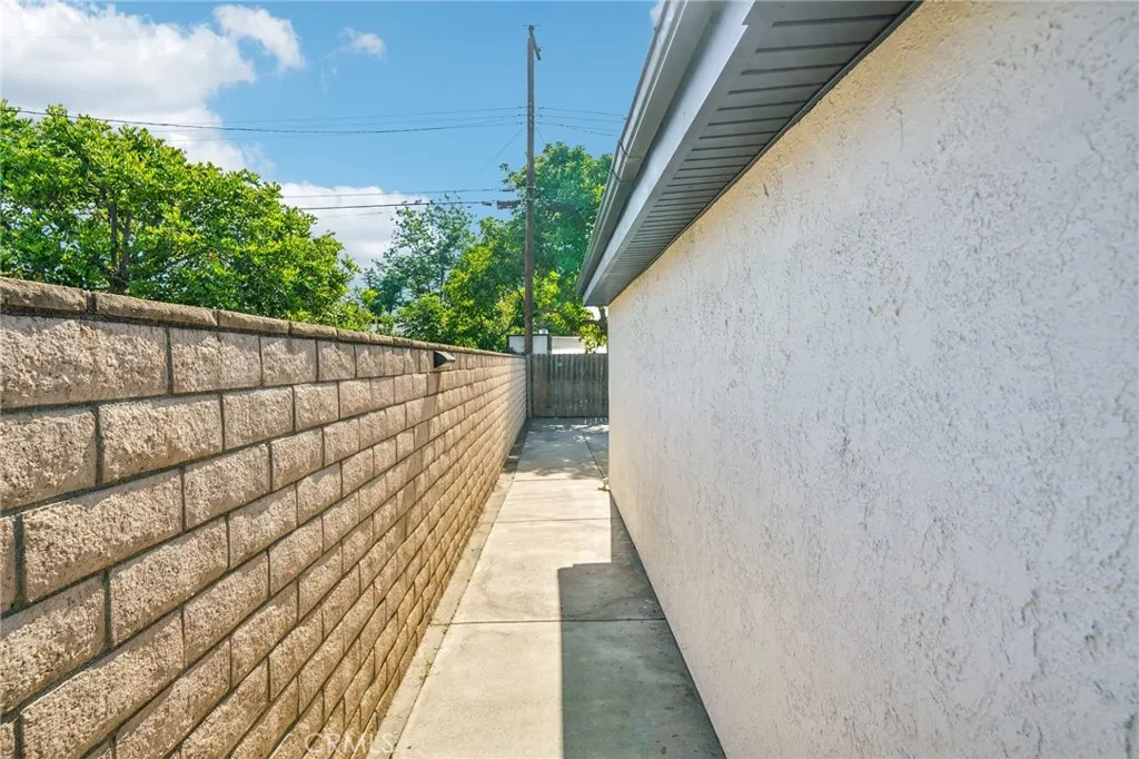 2173 Gambier Drive