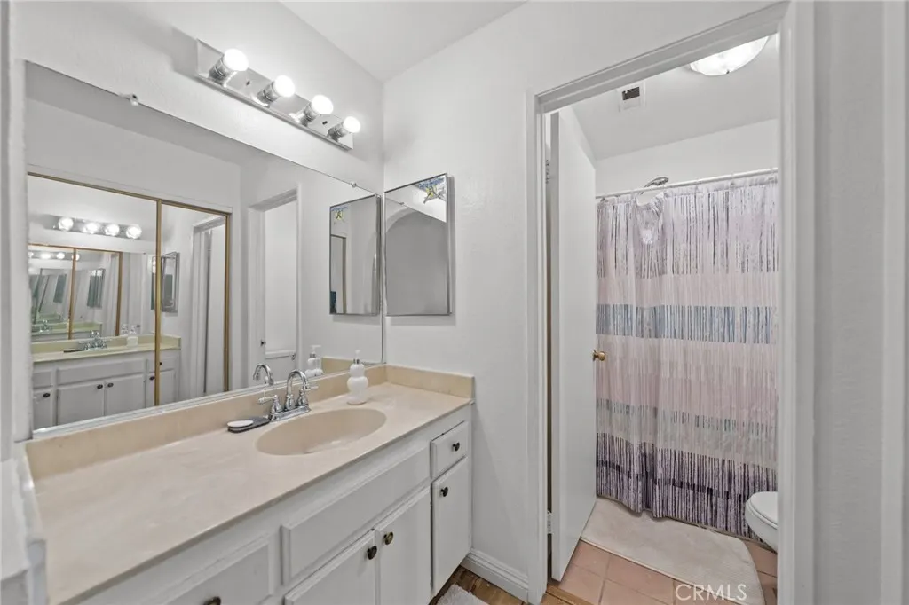 430 Anderwood Court, #24