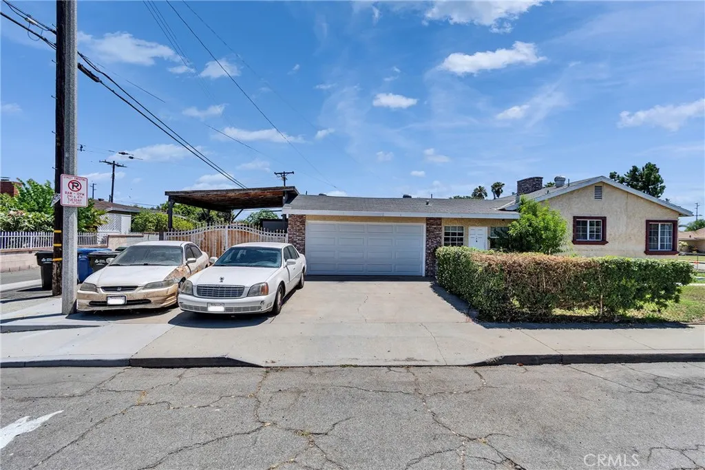1748 Bonnie Brae Street