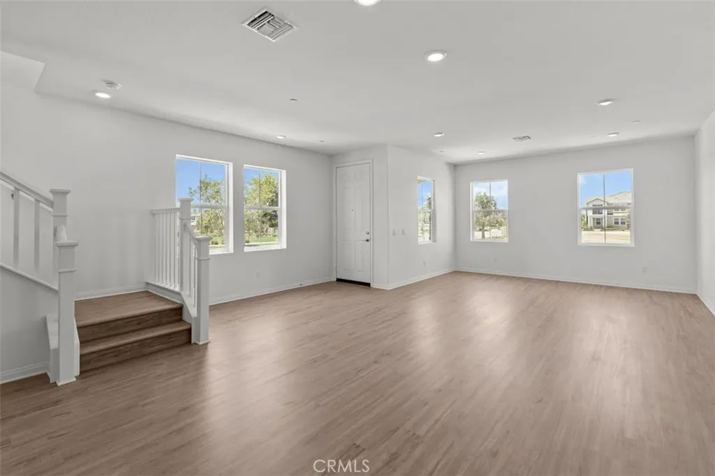 4293 S Hermosa Paseo