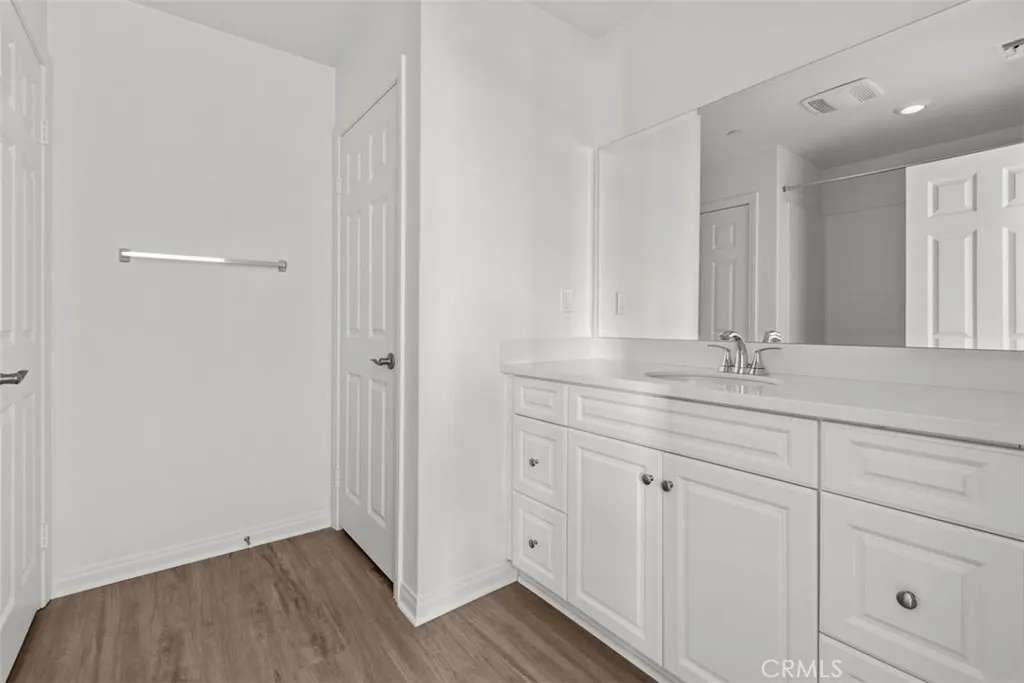 4293 S Hermosa Paseo
