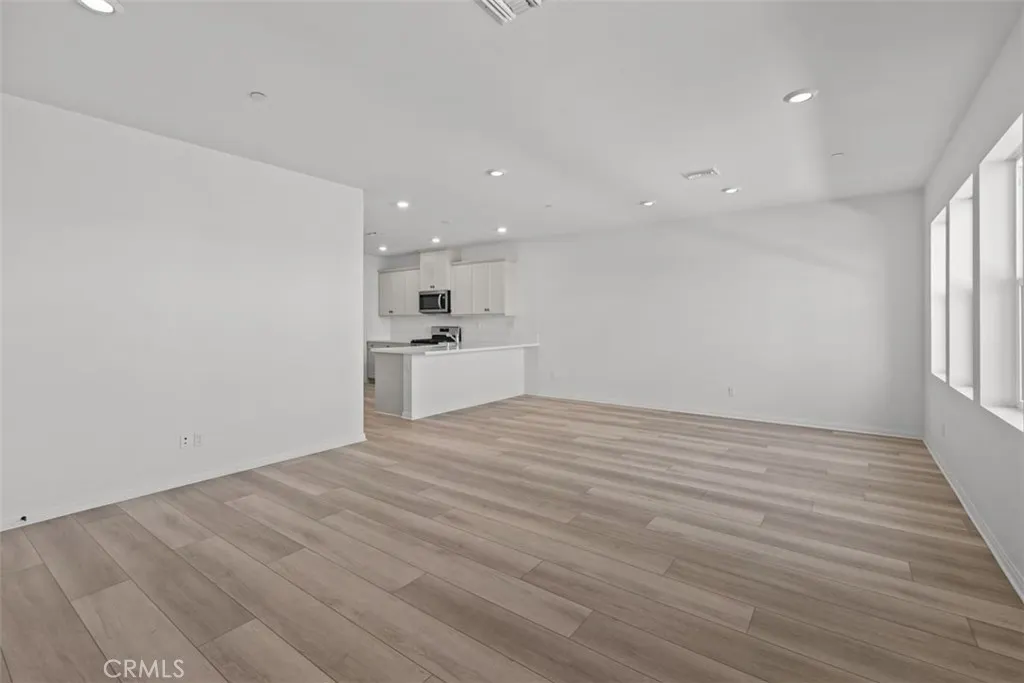 4283 S Hermosa Paseo