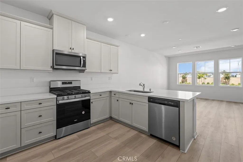 4283 S Hermosa Paseo