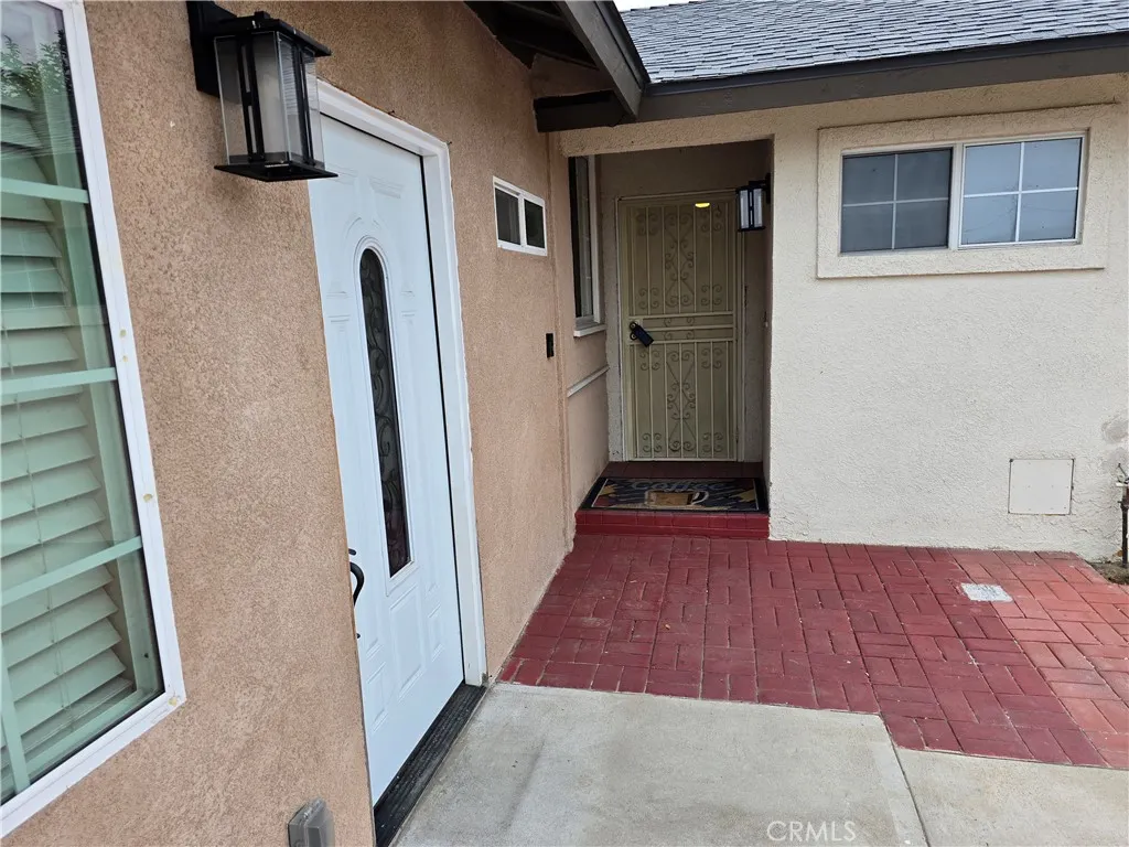 1432 E Fresno Street