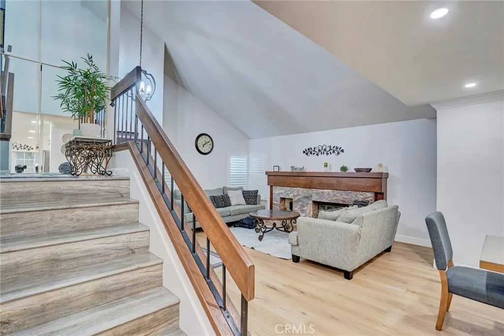 17 Westbrook Lane
